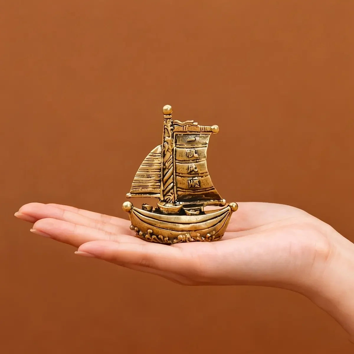 Feng Shui Lucky Sailboat Alloy Mini Ornament For Desk Display