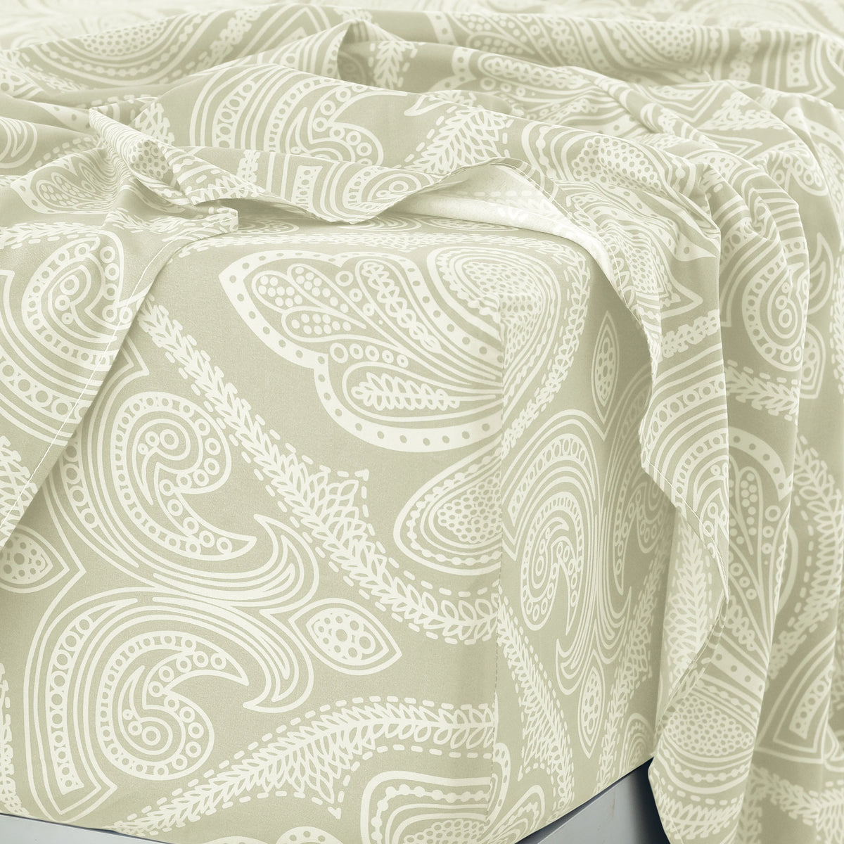 Lux Decor Soft Paisley Wrinkle Resistant Microfiber Bed Sheet Set