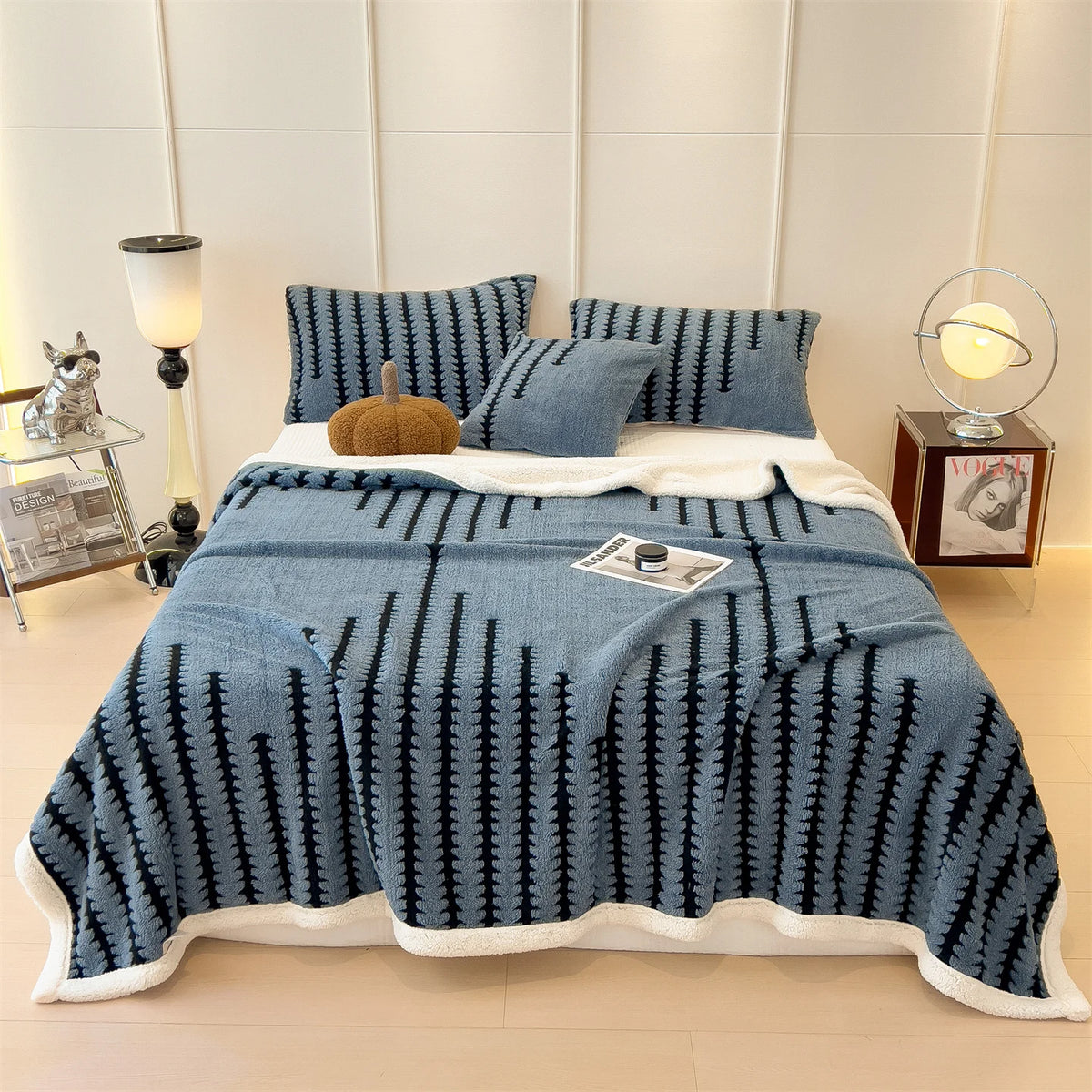 Premium Reversible Sherpa Fleece Blanket For Cozy Home Comfort